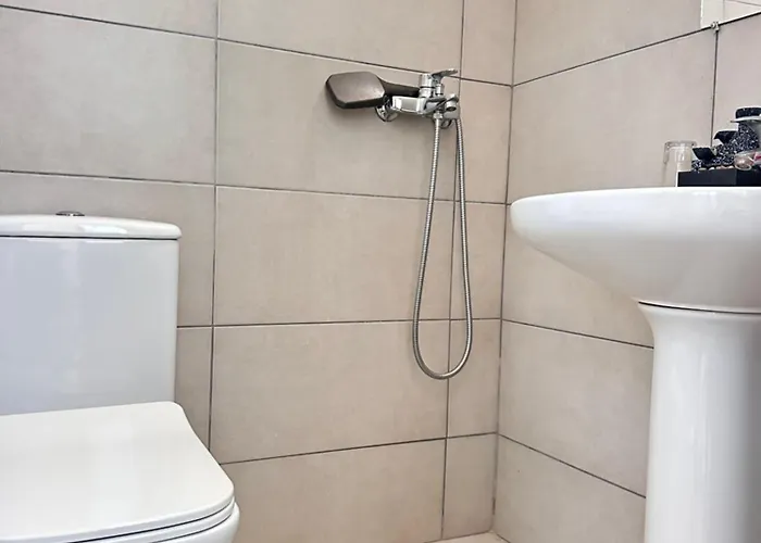 Aleka Sea View Appartamento Sarandë