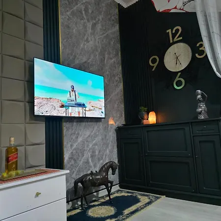 Sandra's Sea View Apartment